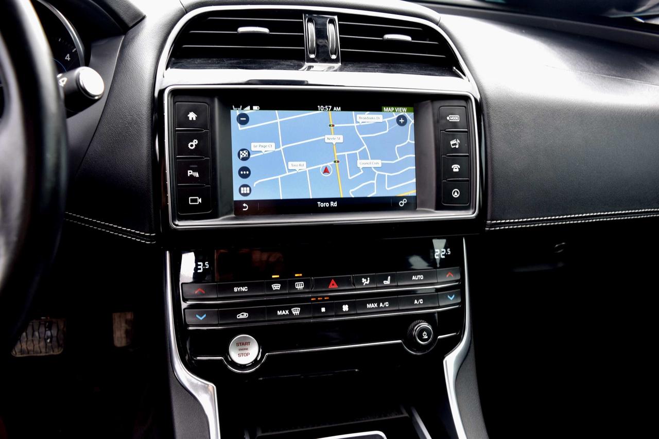 2017 Jaguar XE 20d R-Sport AWD Diesel Photo