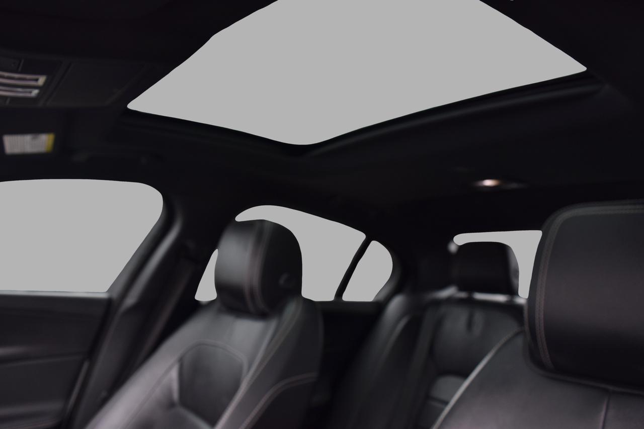 2017 Jaguar XE 20d R-Sport AWD Diesel Photo