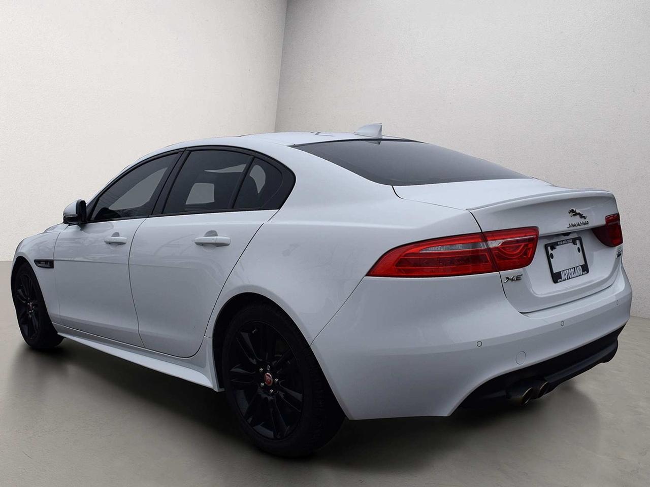 2017 Jaguar XE 20d R-Sport AWD Diesel Photo
