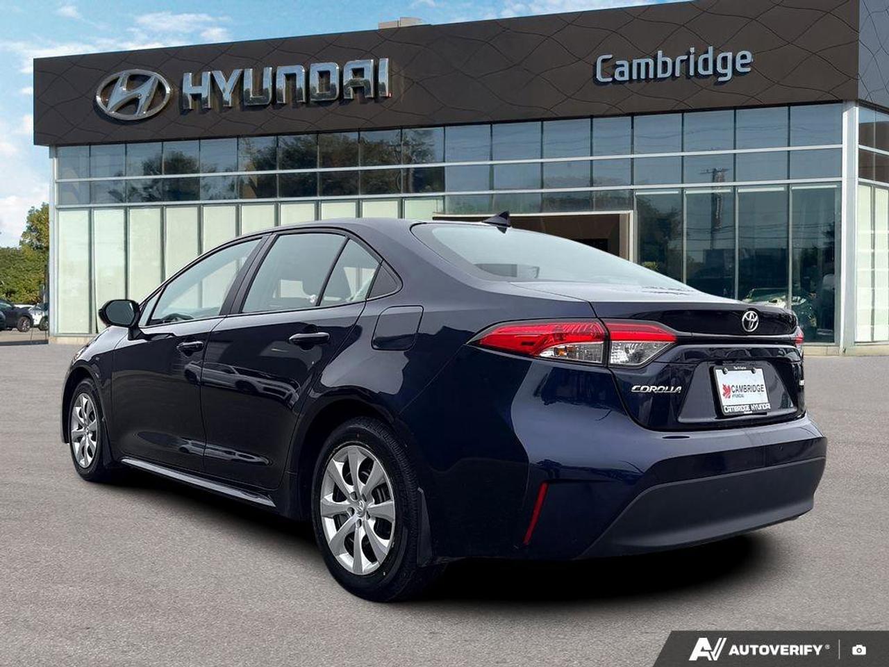 2024 Toyota Corolla LE   CLEAN CARFAX   CARPLAY   BLIND SPOT MONITOR Photo