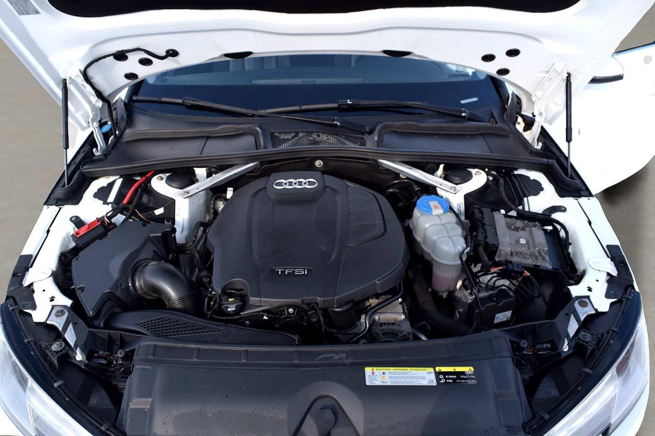 2018 Audi A4 Komfort Plus AWD Sunroof Photo