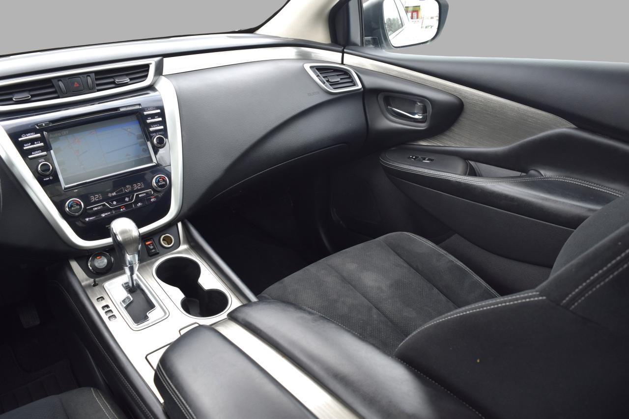 2017 Nissan Murano SV AWD PANORAMIC SUNROOF Photo