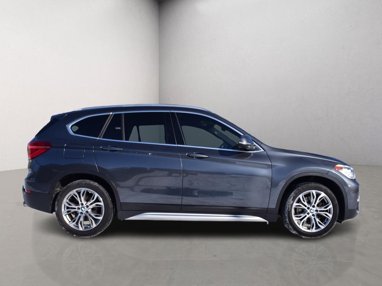 2019 BMW X1 xDrive28i Navi Panoramic Sunroof Photo