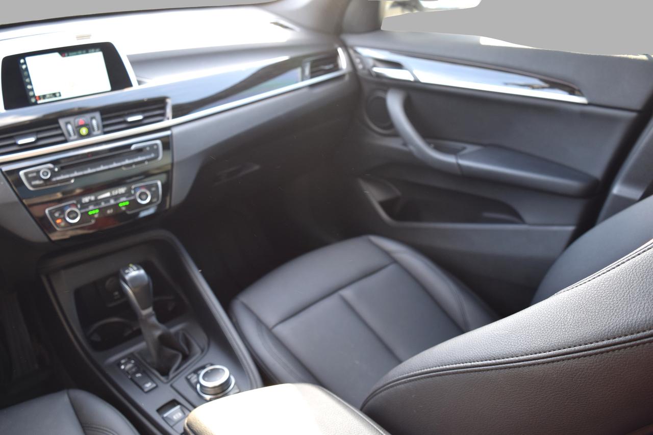 2019 BMW X1 xDrive28i Navi Panoramic Sunroof Photo