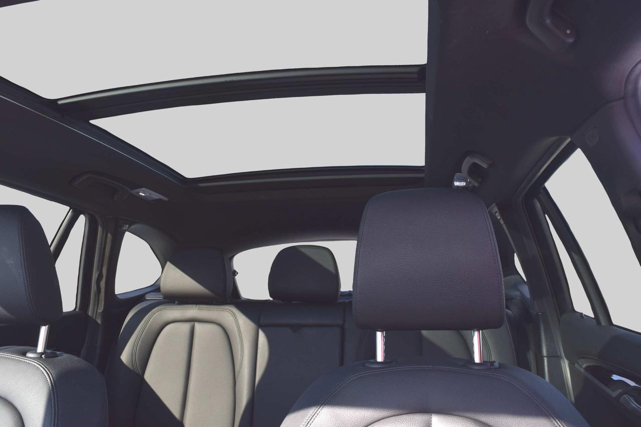 2019 BMW X1 xDrive28i Navi Panoramic Sunroof Photo