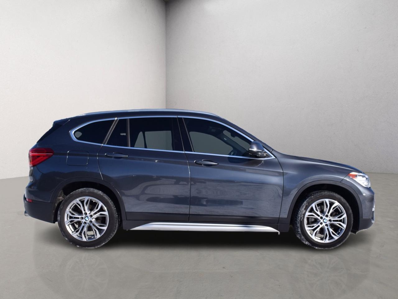 2019 BMW X1 xDrive28i Navi Panoramic Sunroof Photo