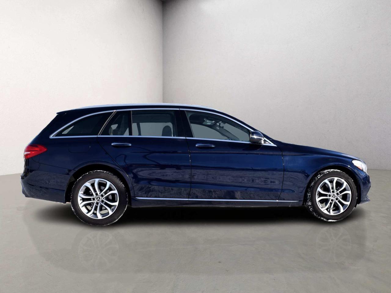 2018 Mercedes-Benz C-Class C300 4Matic Wagon Photo3