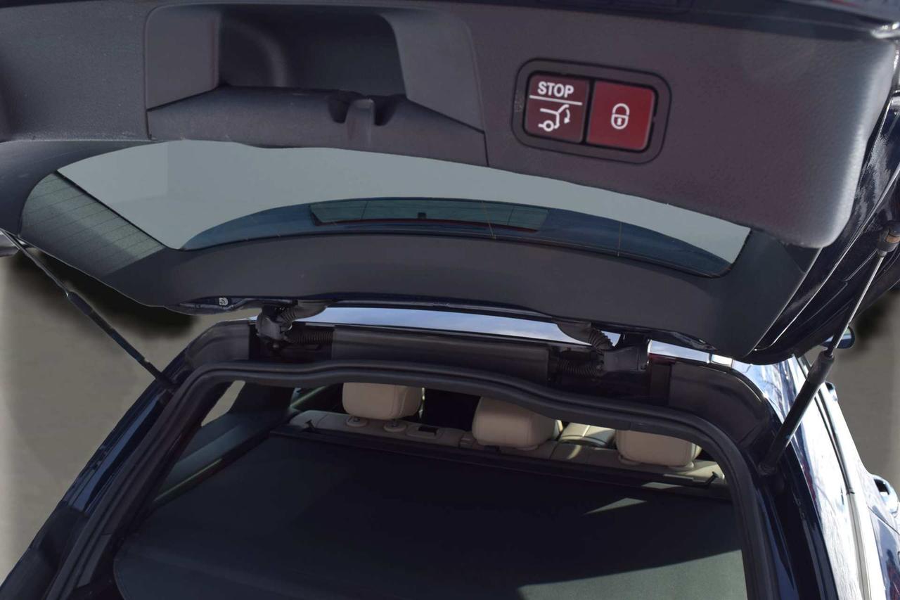 2018 Mercedes-Benz C-Class C300 4Matic Wagon Photo