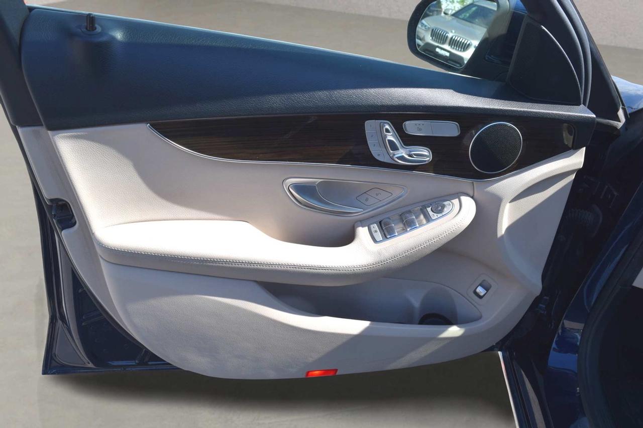 2018 Mercedes-Benz C-Class C300 4Matic Wagon Photo