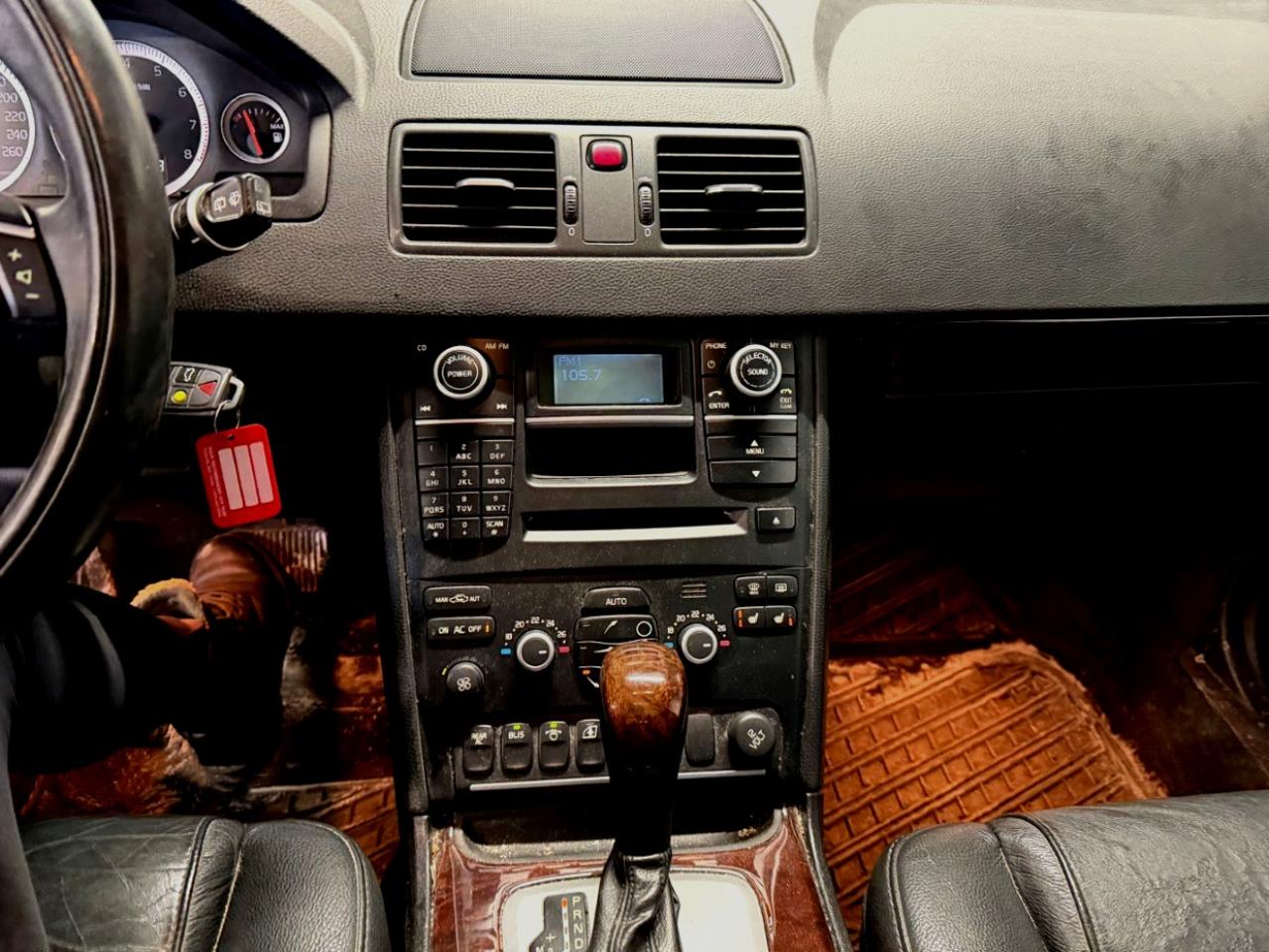 2014 Volvo XC90 3.2 AWD LEATHER SUNROOF Photo