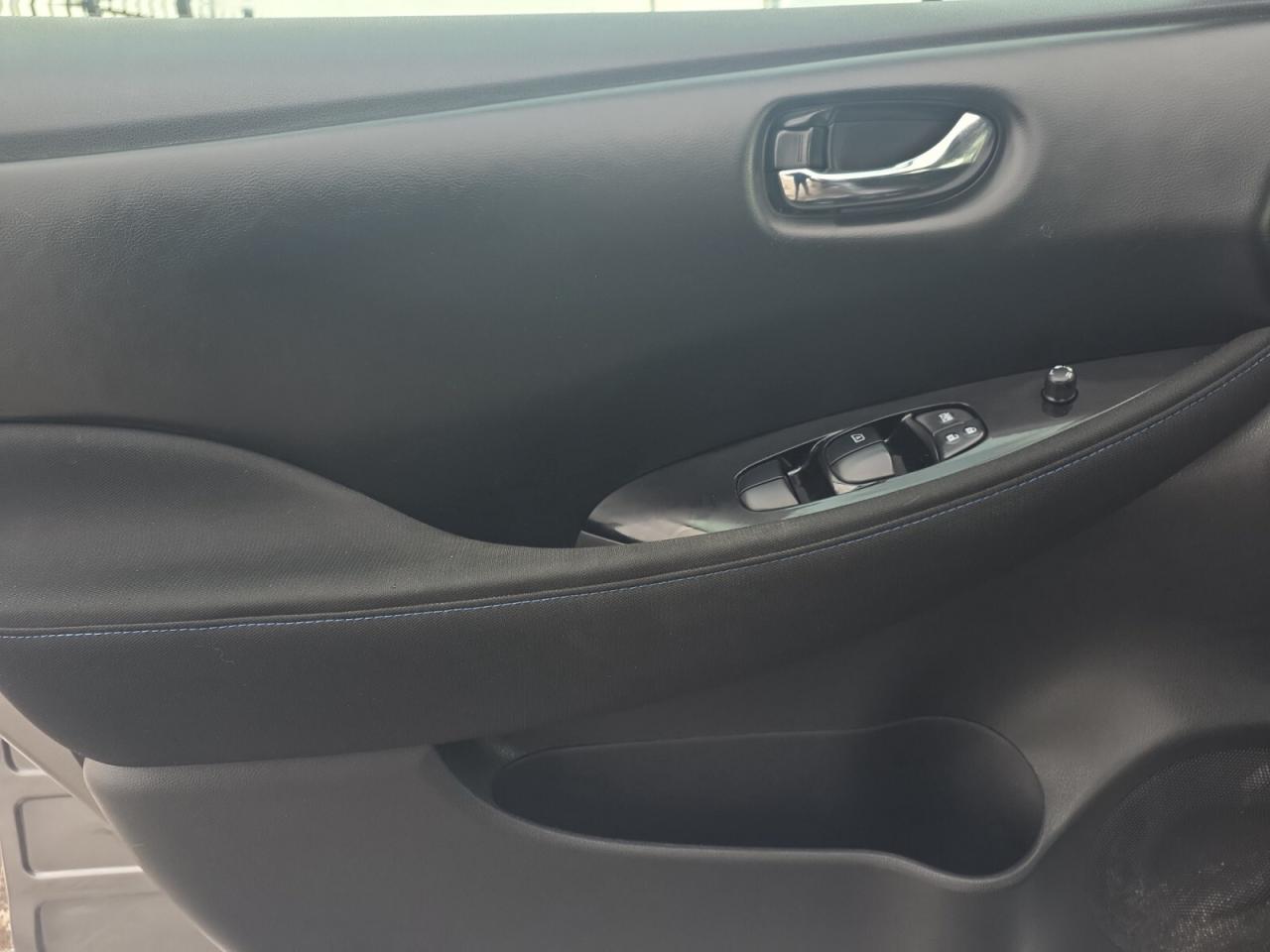 2022 Nissan Leaf SV PLUS 62 kWh * LOW KM / NAVIGATION / CAMERA / CA Photo