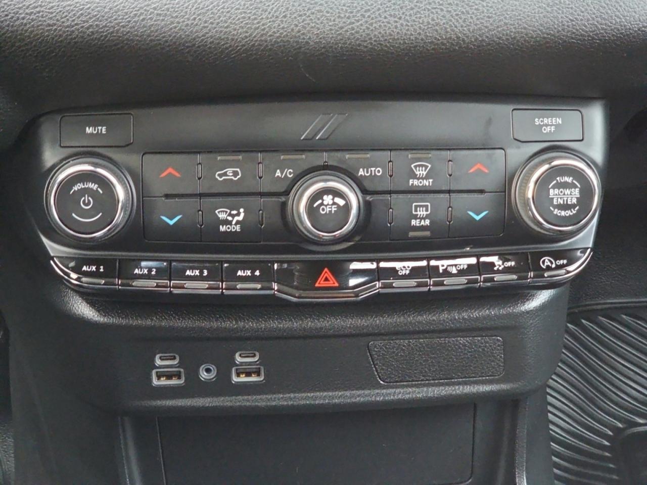 2022 Dodge Durango Enforcer AWD * NO ACCIDENTS / LOW KM / CARPLAY / C Photo