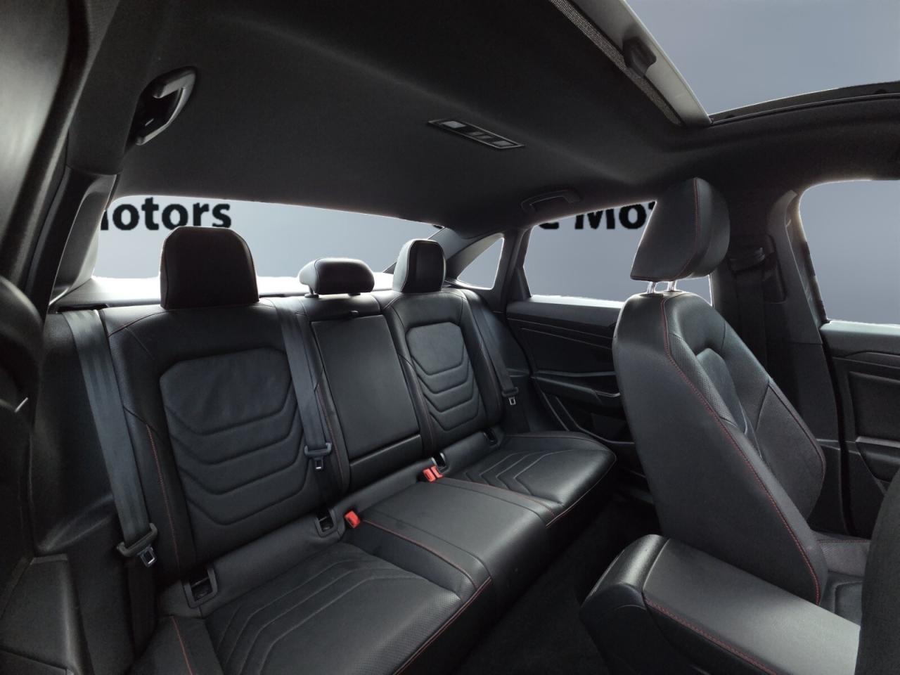 2019 Volkswagen Jetta GLI DSG * NO ACCIDENTS / ROOF / CARPLAY / DRIVER A Photo