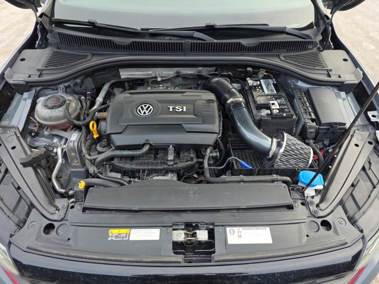 2019 Volkswagen Jetta GLI DSG * NO ACCIDENTS / ROOF / CARPLAY / DRIVER A Photo