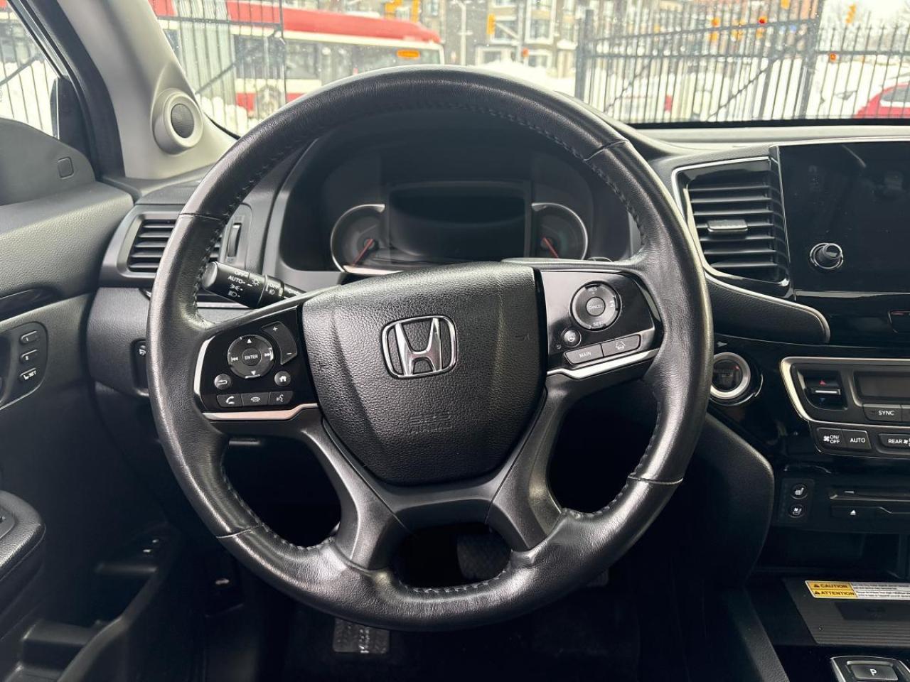 2022 Honda Pilot Touring 8-Passenger AWD Photo