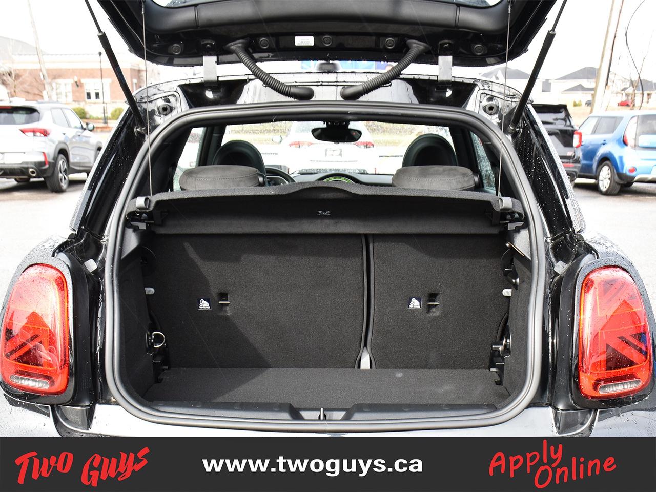 2024 MINI 3 Door JCW Auto   Premier+   Nav   Panoroof Photo