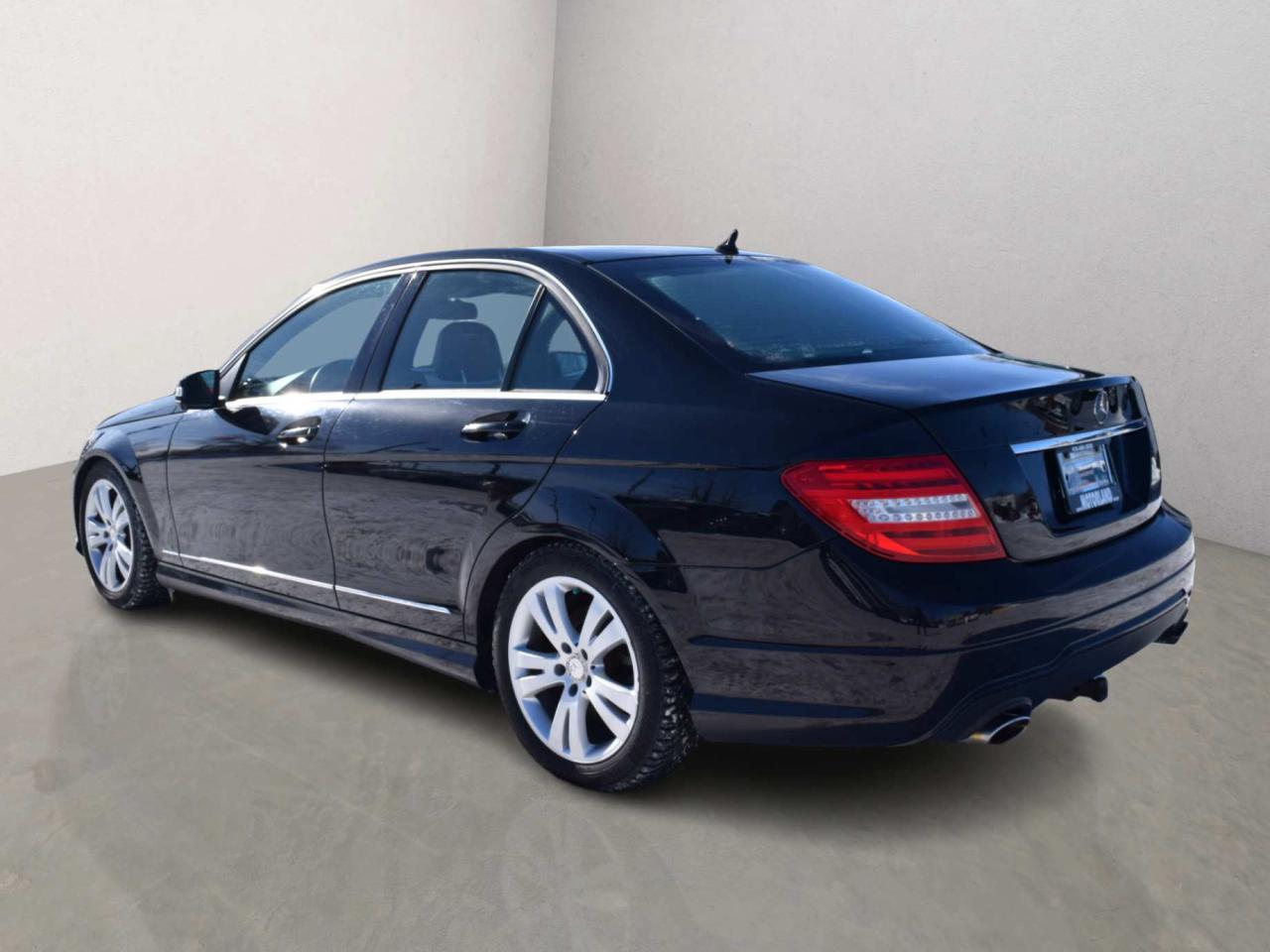 2014 Mercedes-Benz C-Class C300  4MATIC Photo