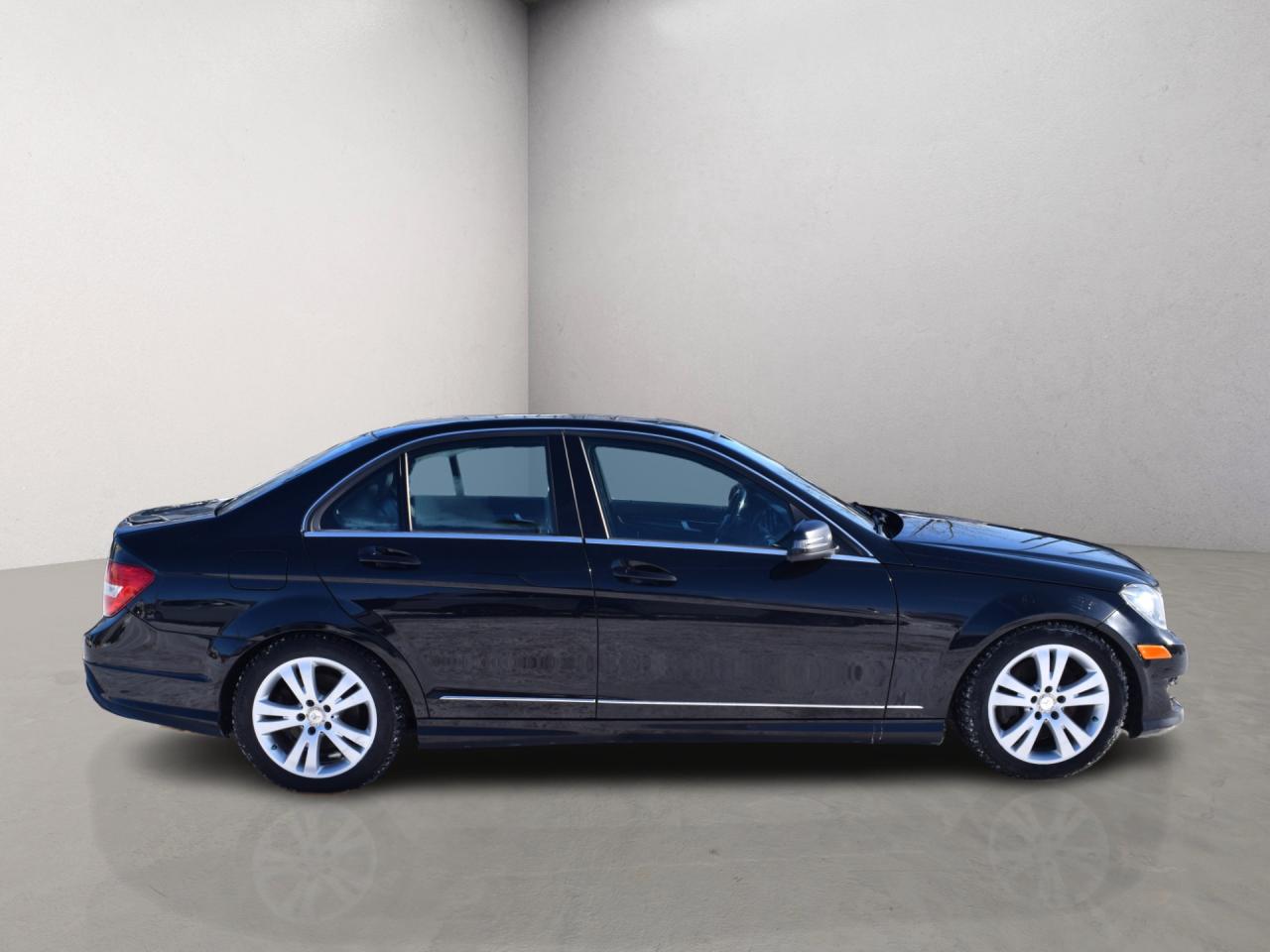 2014 Mercedes-Benz C-Class C300  4MATIC Photo