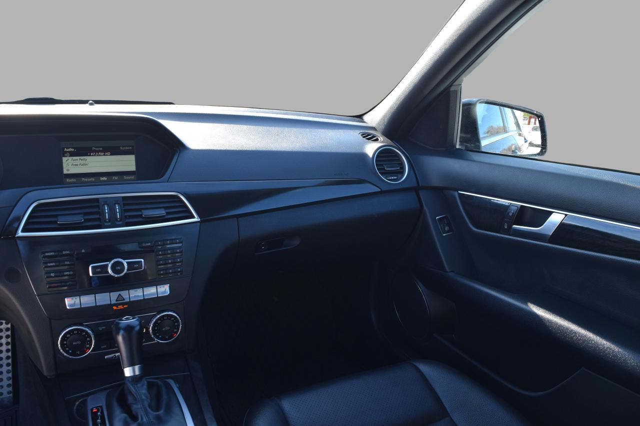 2014 Mercedes-Benz C-Class C300  4MATIC Photo