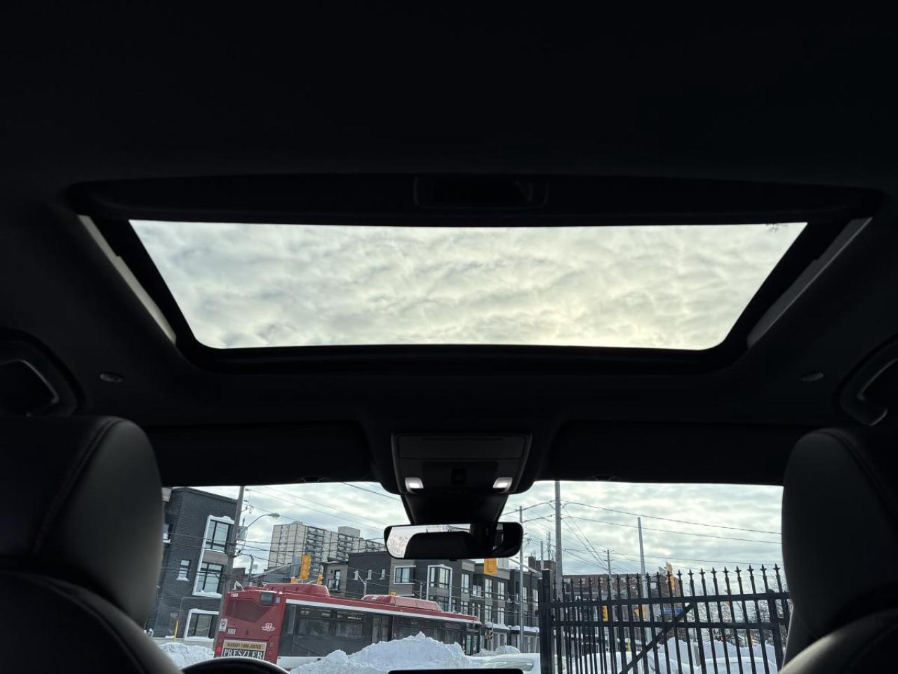 2024 Honda CR-V Hybrid Touring Honda Certified 7YR/160K Warranty Photo