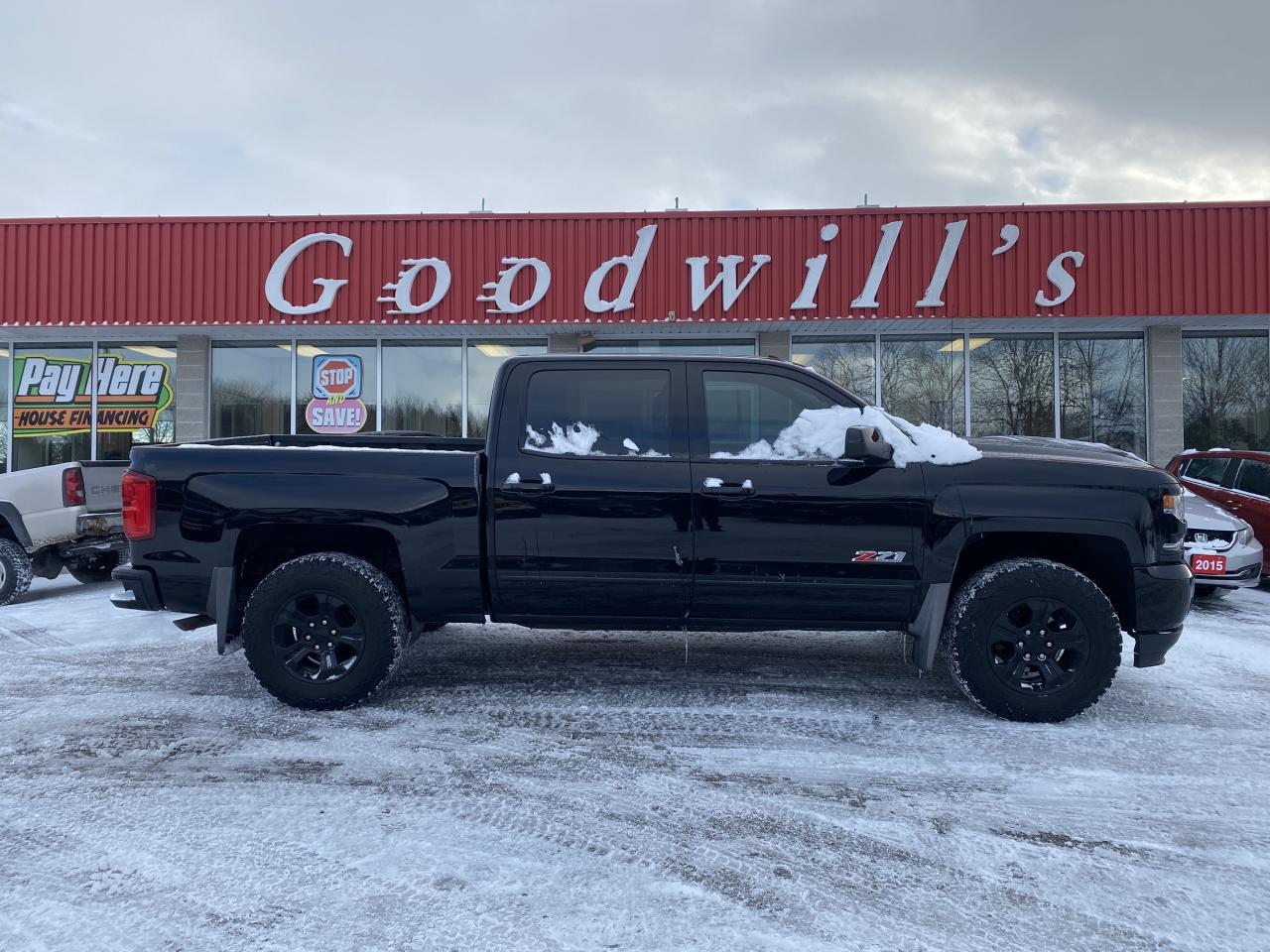 2018 Chevrolet Silverado 1500 LTZ Z71, CLEAN CARFAX, LEATHER, REMOTE START! Photo0