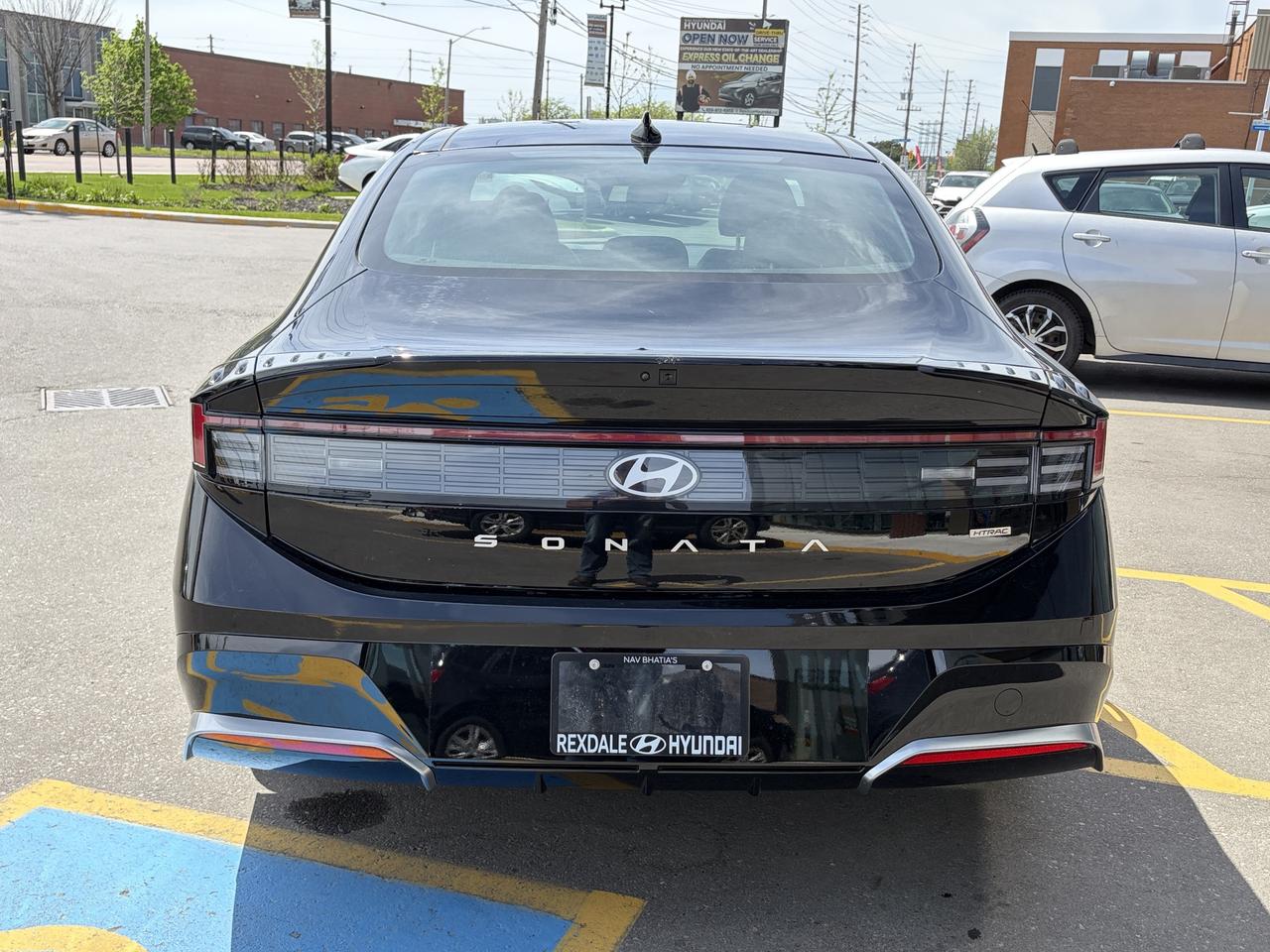 2025 Hyundai Sonata 2.5L Pref-Trend AWD   Starting from 4.69% OAC Photo