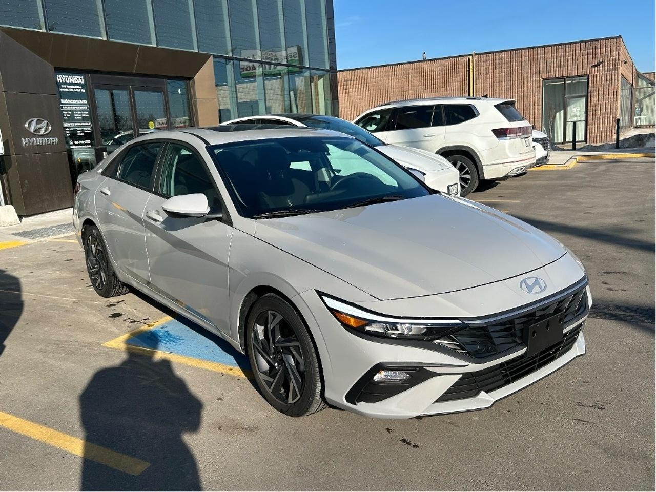 2025 Hyundai Elantra Preferred IVT w-Tech Pkg   Starting from 4.69% OAC Photo