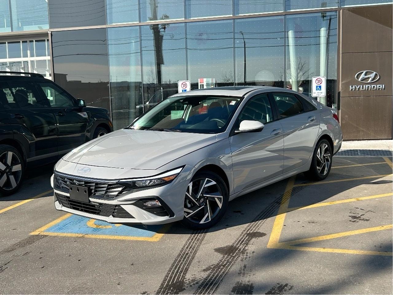 2025 Hyundai Elantra Preferred IVT w-Tech Pkg   Starting from 4.69% OAC Photo