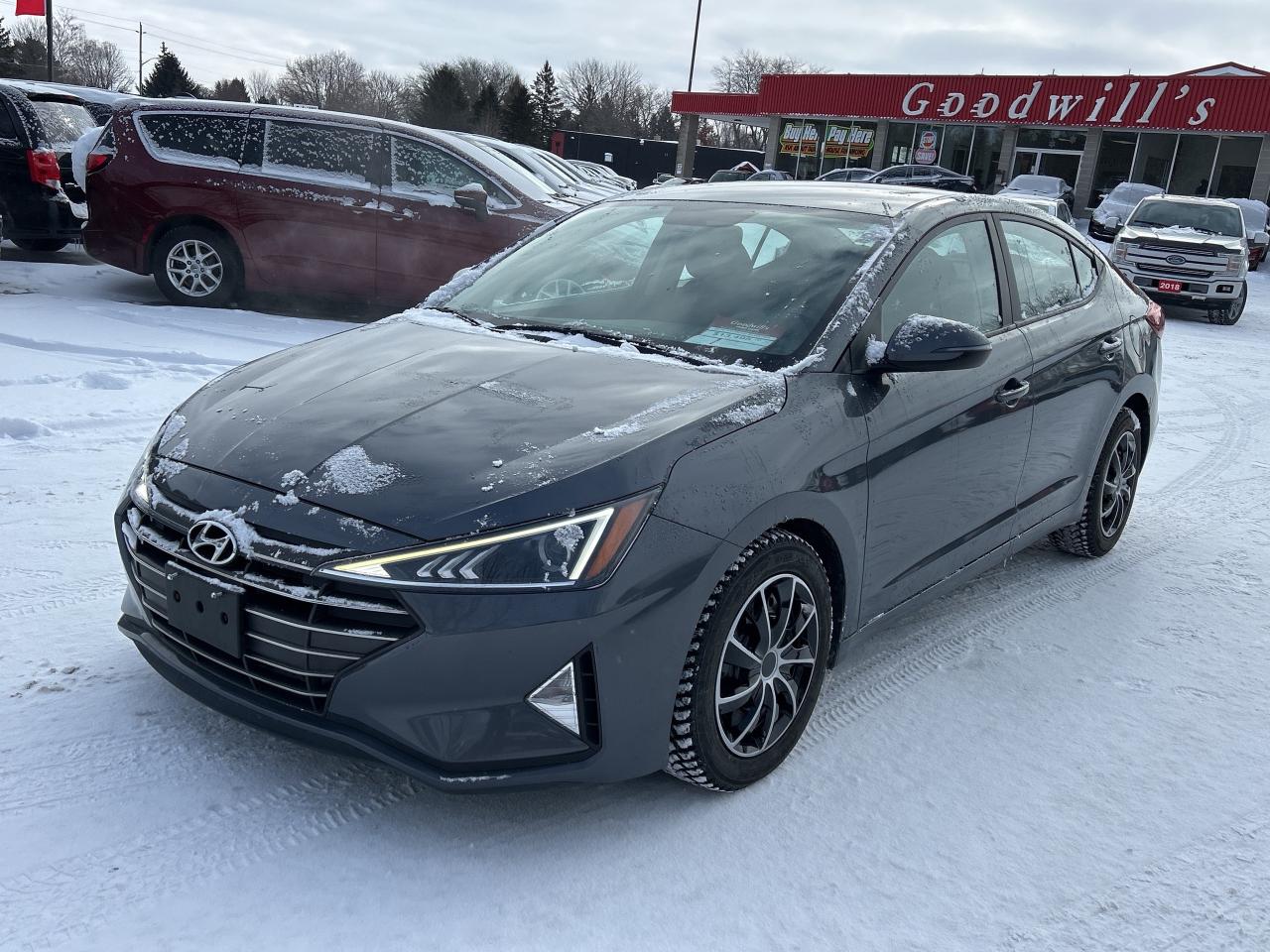 2019 Hyundai Elantra PREFERRED, CLEAN CARFAX, HEATED SEATS/ WHEEL! Photo