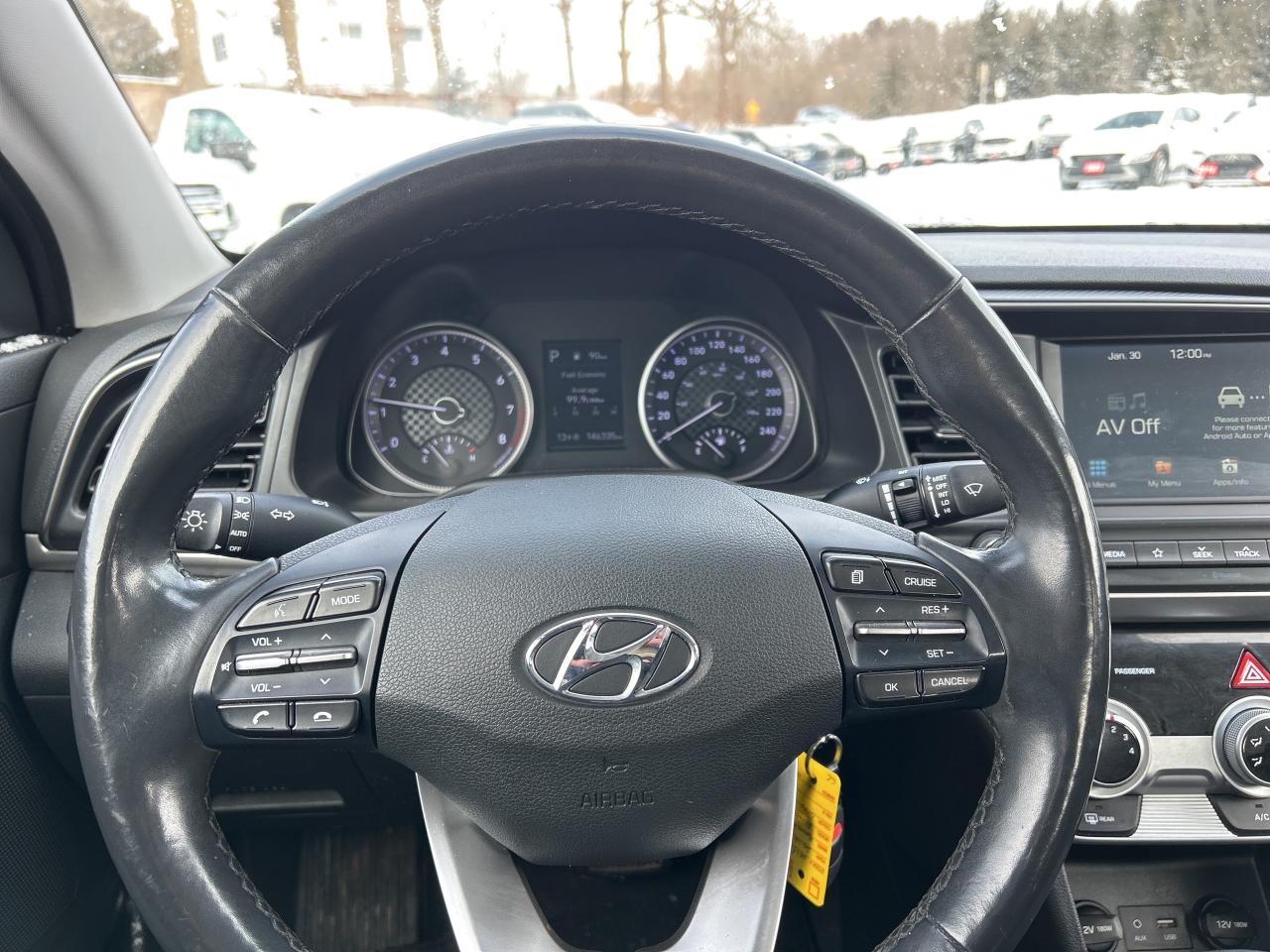 2019 Hyundai Elantra PREFERRED, CLEAN CARFAX, HEATED SEATS/ WHEEL! Photo