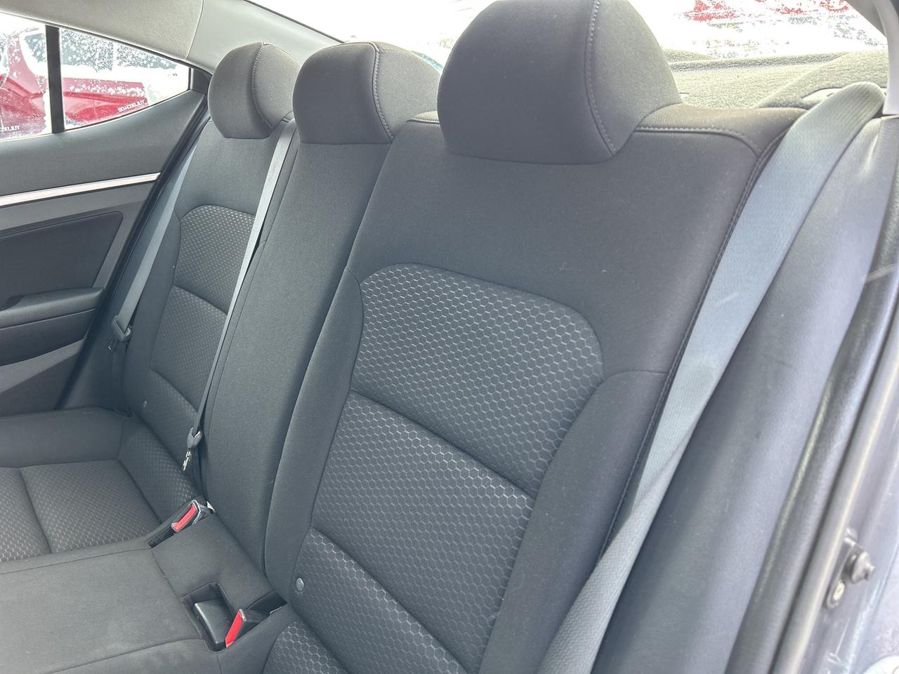 2019 Hyundai Elantra PREFERRED, CLEAN CARFAX, HEATED SEATS/ WHEEL! Photo
