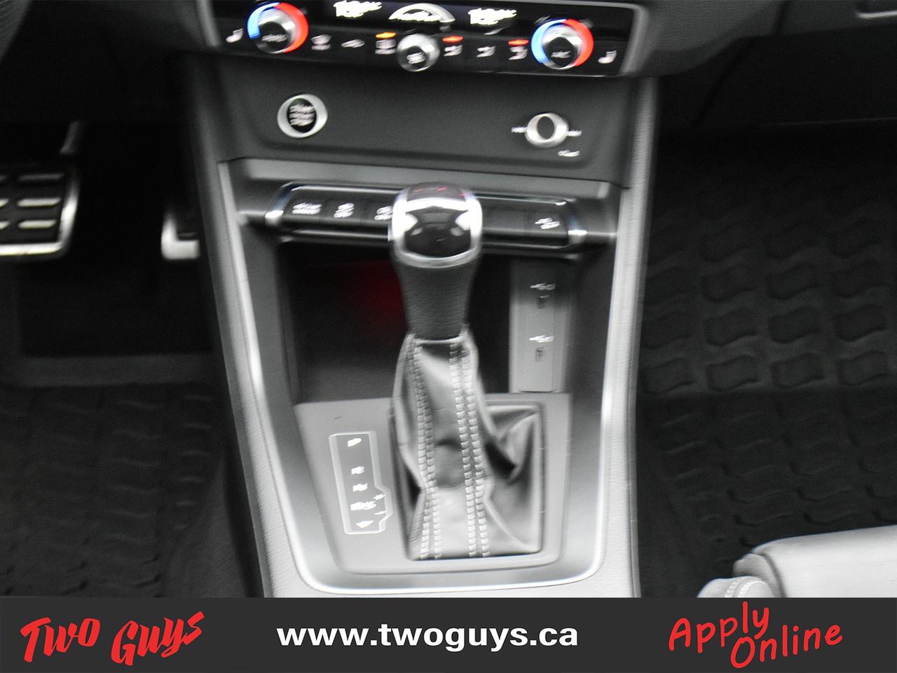 2022 Audi Q3 2.0 Progressiv AWD   S Line   Panoroof   Leather Photo