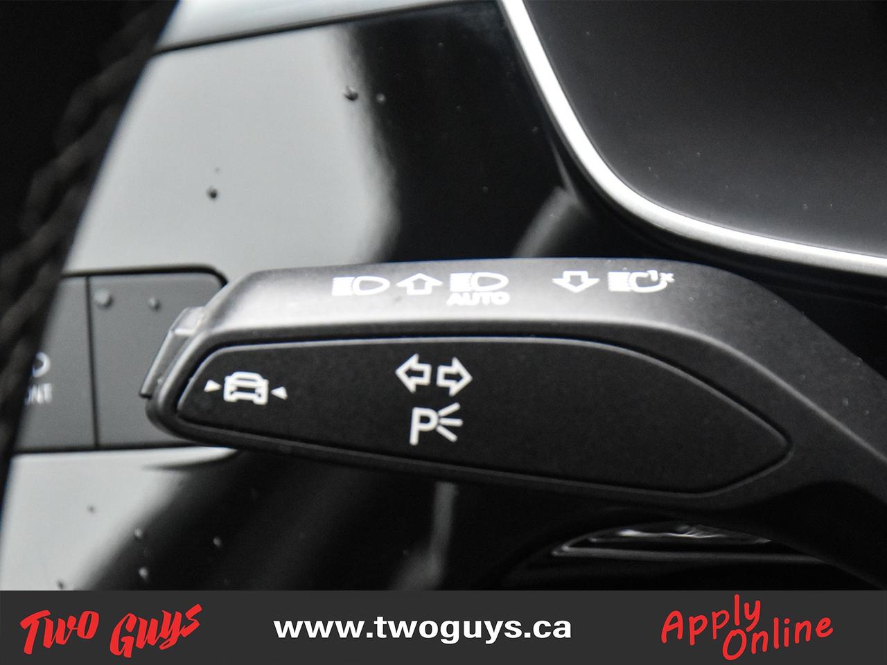 2022 Audi Q3 2.0 Progressiv AWD   S Line   Panoroof   Leather Photo