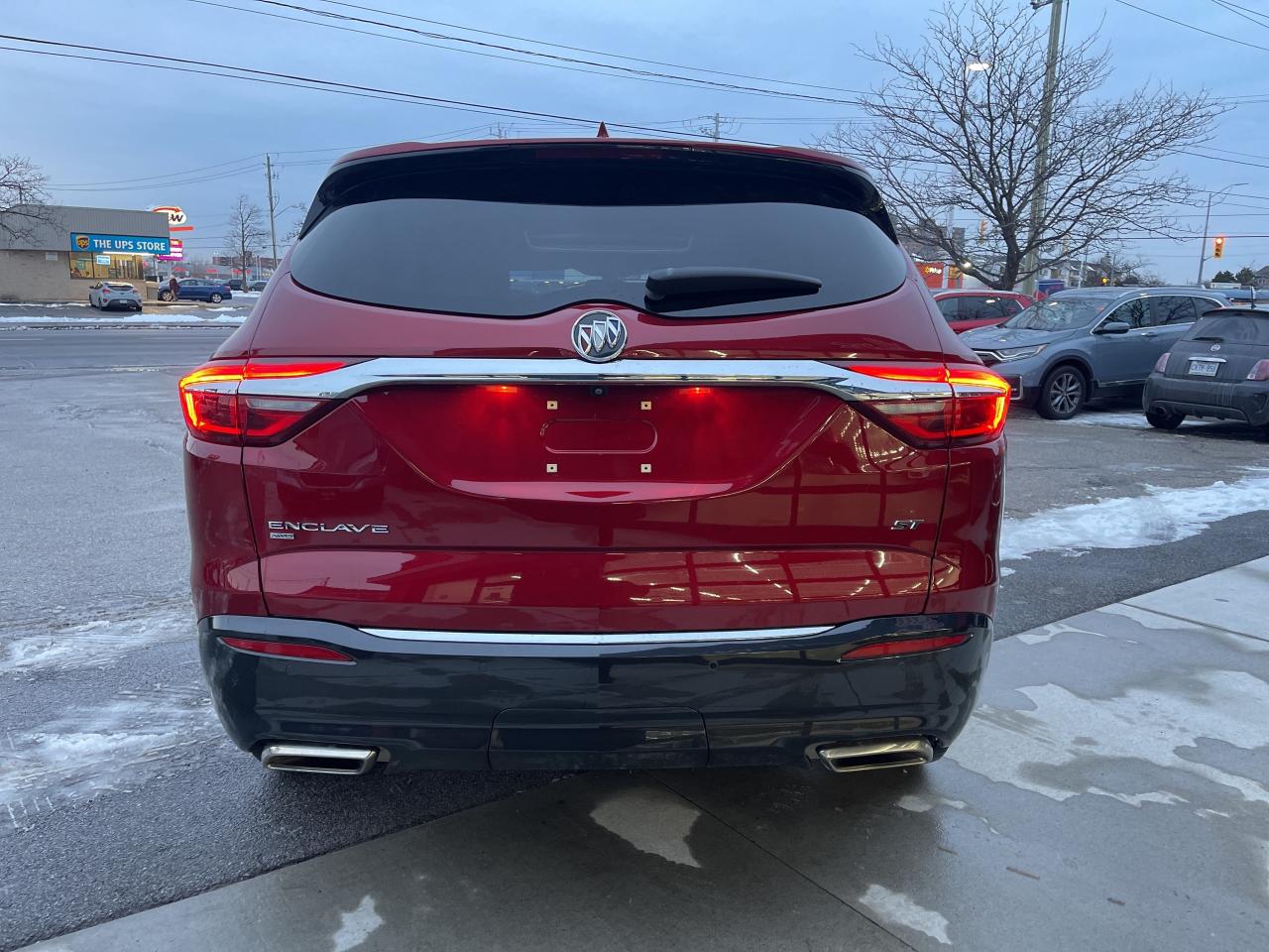 2020 Buick Enclave AWD Essence 3rd Row Seating Leather Dual Moonroof Photo
