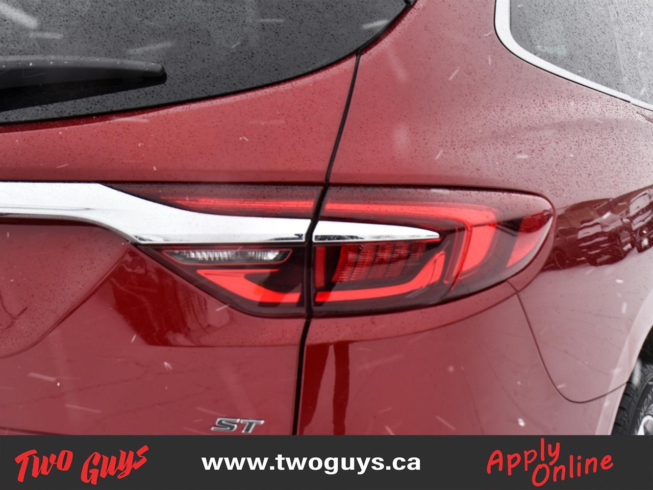 2020 Buick Enclave Essence 3.6L AWD   ST Pkg   Panoroof Photo