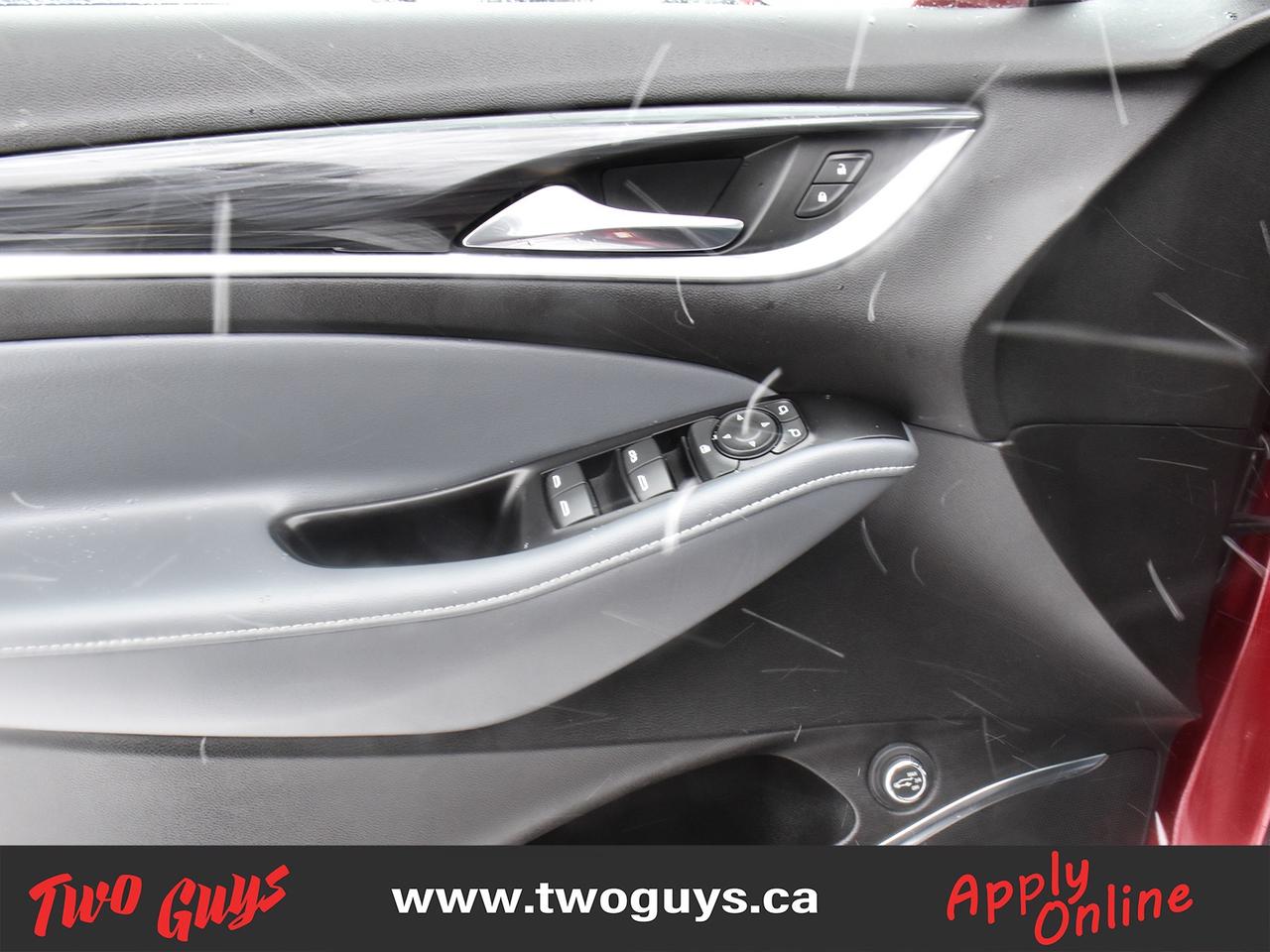 2020 Buick Enclave Essence 3.6L AWD   ST Pkg   Panoroof Photo