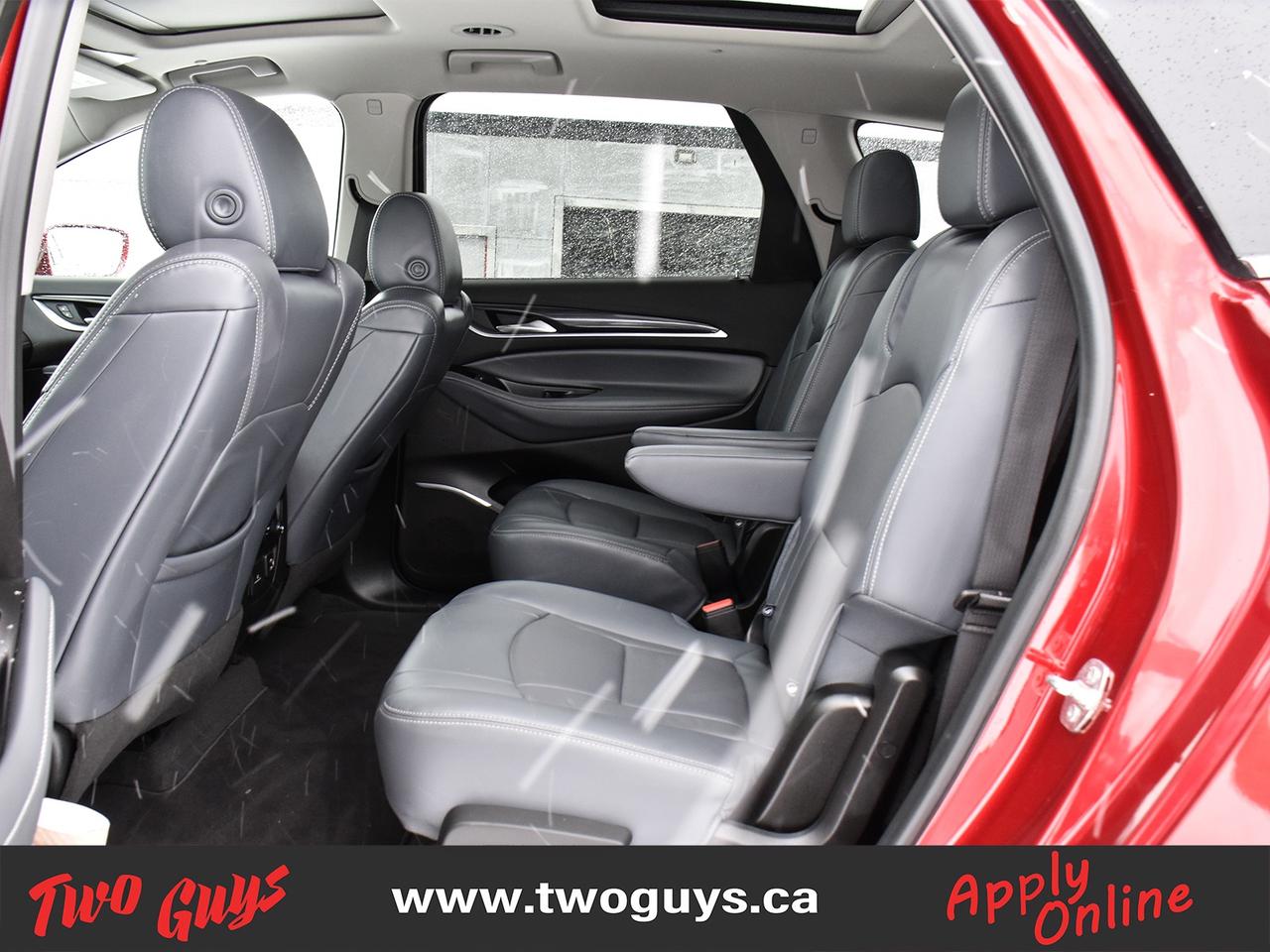 2020 Buick Enclave Essence 3.6L AWD   ST Pkg   Panoroof Photo