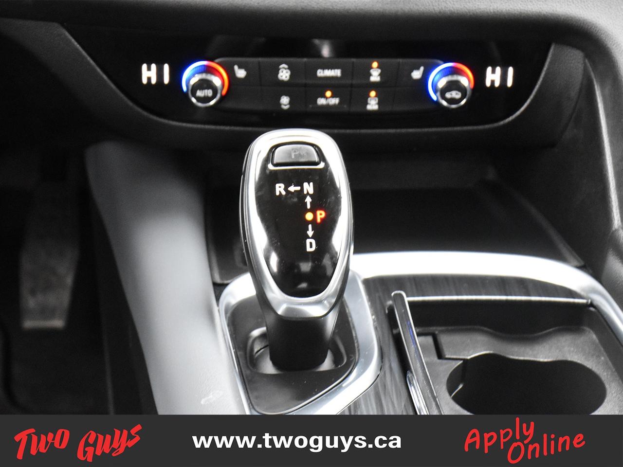 2020 Buick Enclave Essence 3.6L AWD   ST Pkg   Panoroof Photo