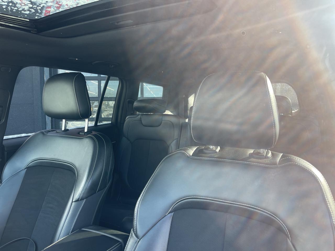 2024 Jeep Grand Cherokee L Altitude   Sunroof   Leather   6 Pass Photo3