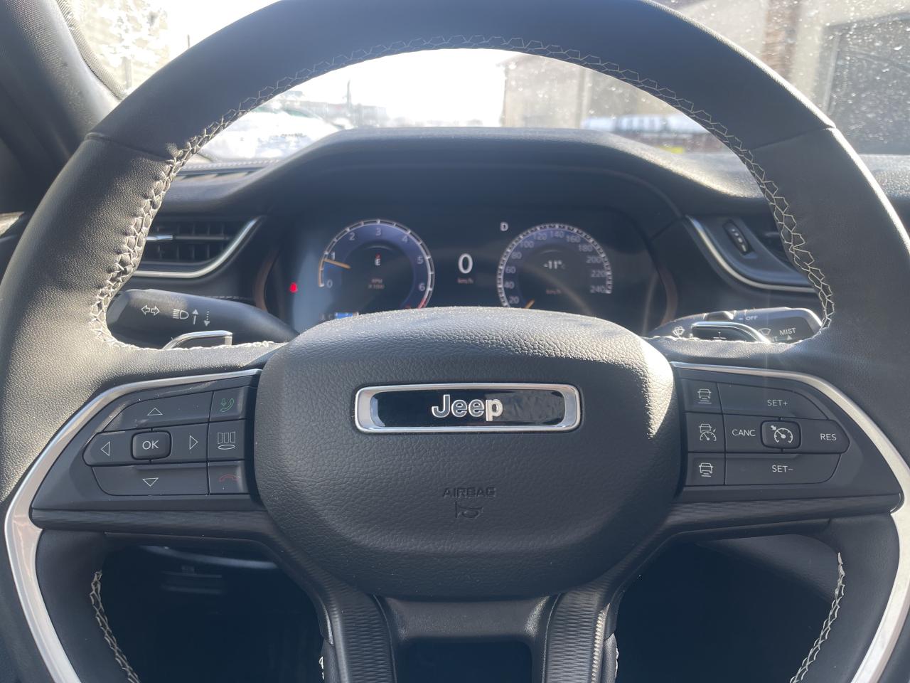 2024 Jeep Grand Cherokee L Altitude   Sunroof   Leather   6 Pass Photo
