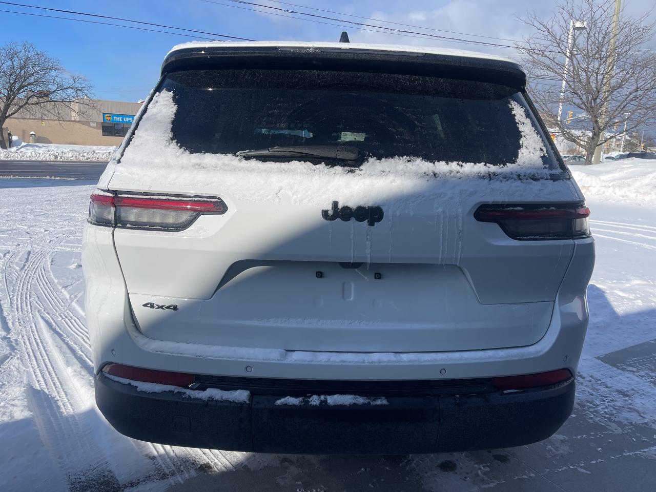 2024 Jeep Grand Cherokee L Altitude   Sunroof   Leather   6 Pass Photo