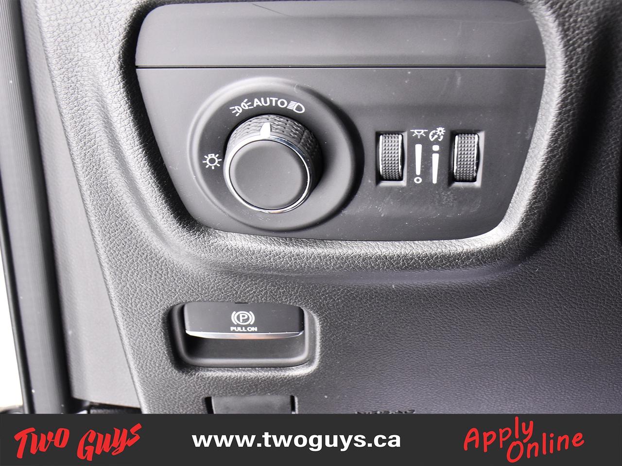 2024 Jeep Grand Cherokee L Altitude   Sunroof   Leather   6 Pass Photo