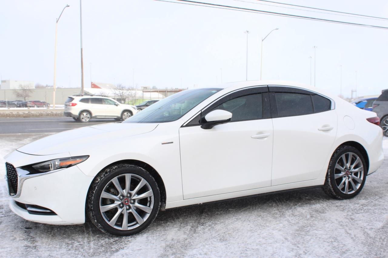 2021 Mazda MAZDA3 100th Anniversary Edition Red Interior Photo