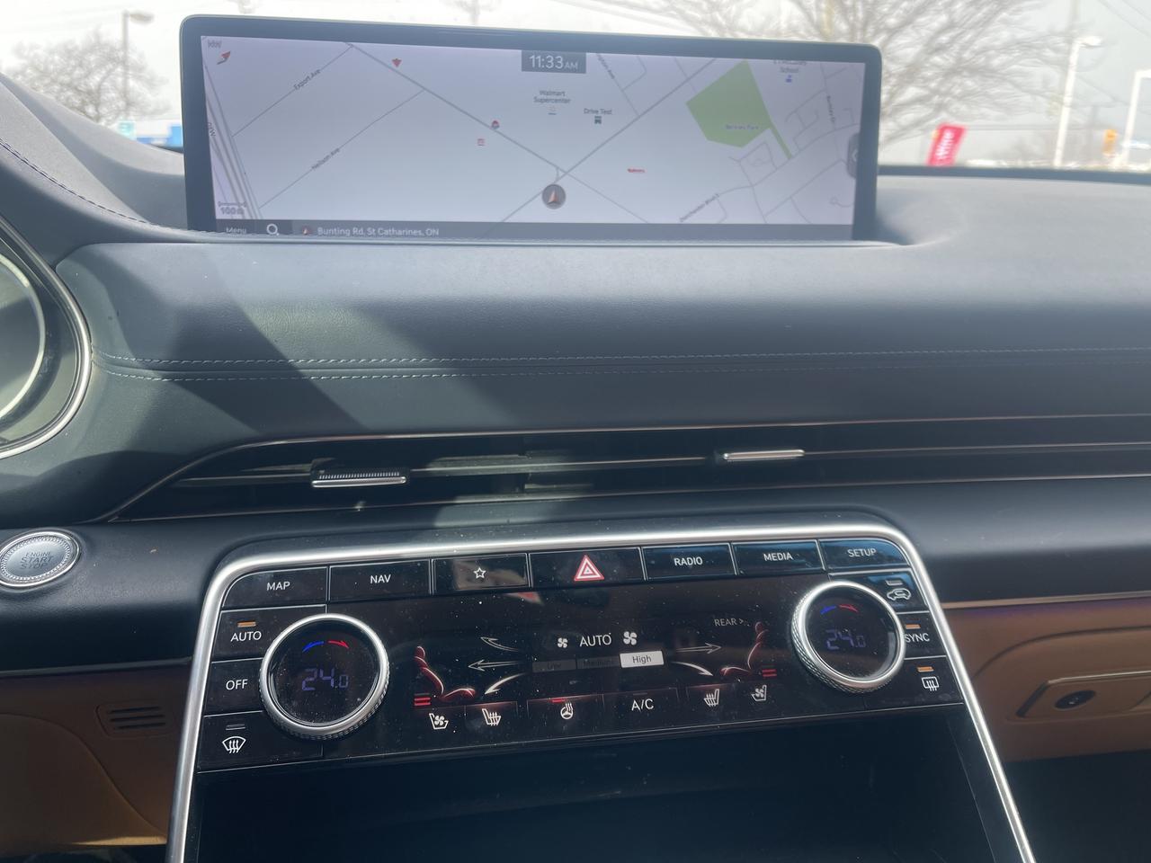 2021 Genesis GV80 3.5T Advanced +   7 Pass   Nav   Pano Photo3