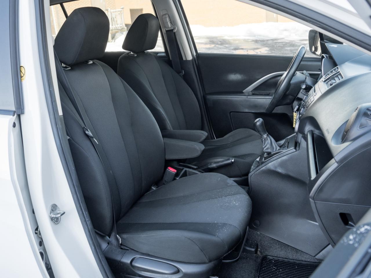 2013 Mazda MAZDA5 6Wgn Man GS Photo