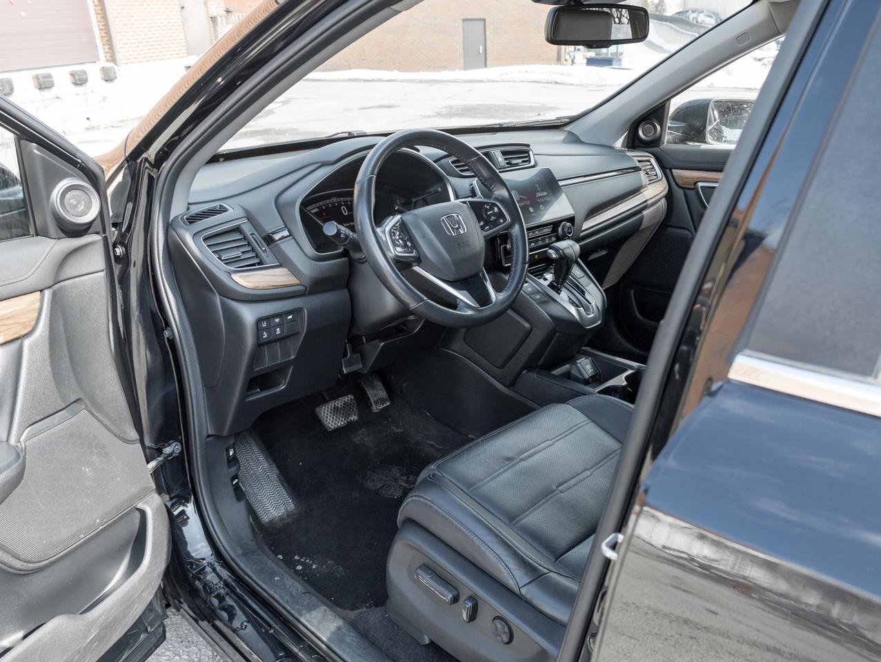 2019 Honda CR-V Touring AWD -NO Accidents-Dealer Serviced-Fully Lo Photo