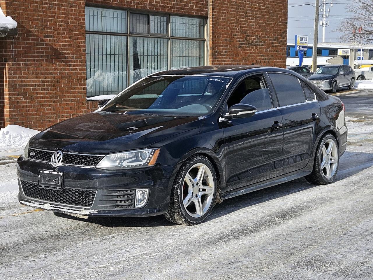 2013 Volkswagen GLI Nav, Leather, Sunroof, Manual Photo