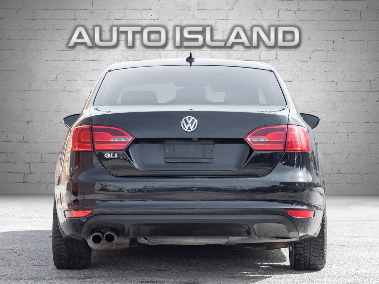 2013 Volkswagen GLI Nav, Leather, Sunroof, Manual Photo