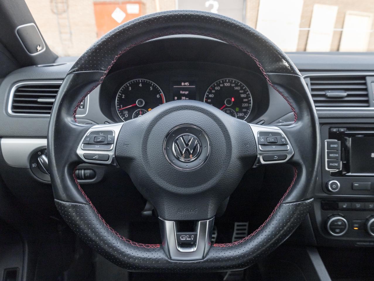 2013 Volkswagen GLI Nav, Leather, Sunroof, Manual Photo
