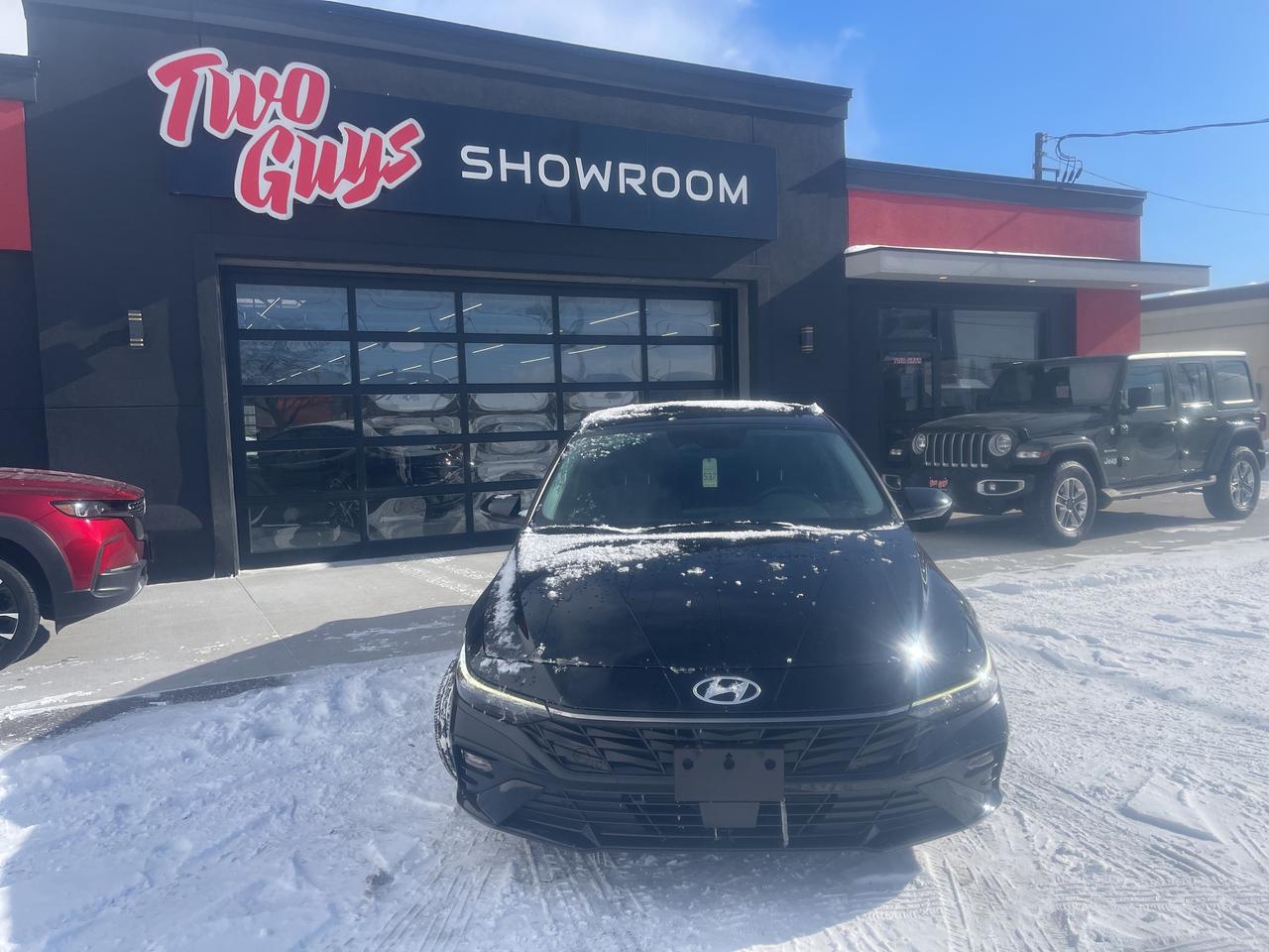 2024 Hyundai Elantra Luxury   Leather   Nav   Sunroof   Bose Photo